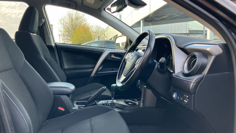 Toyota RAV4 2.5 VVT-i Hybrid Business Ed Plus TSS 5dr CVT 2WD Hybrid Estate